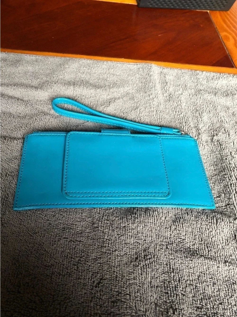 HOBO  Wristlet Clutch